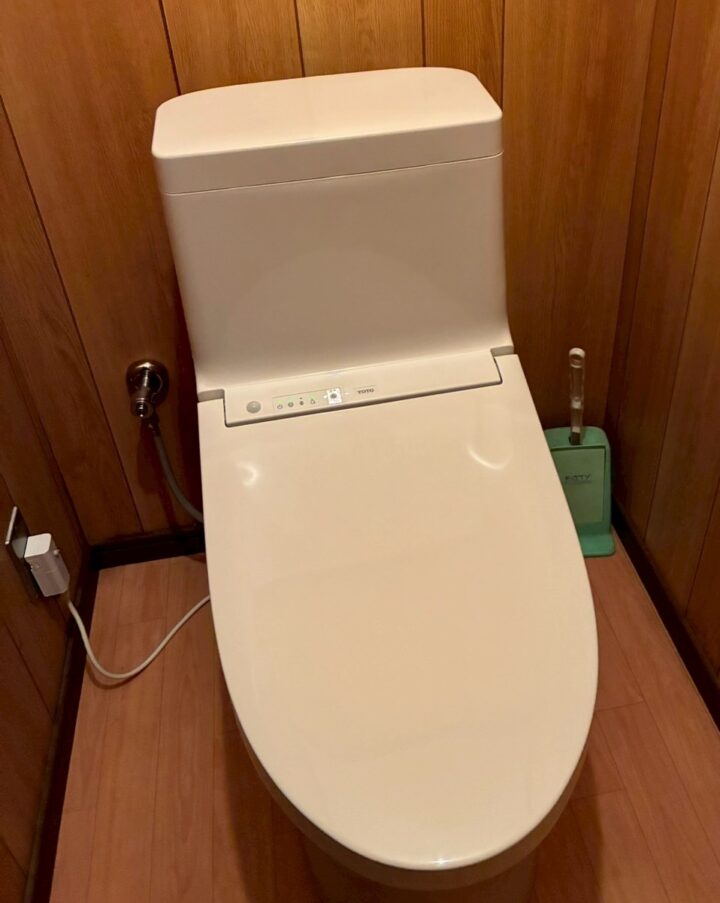京都市北区のトイレリフォーム事例｜便器・ウォシュレット交換（TOTO一体型トイレ）の画像
