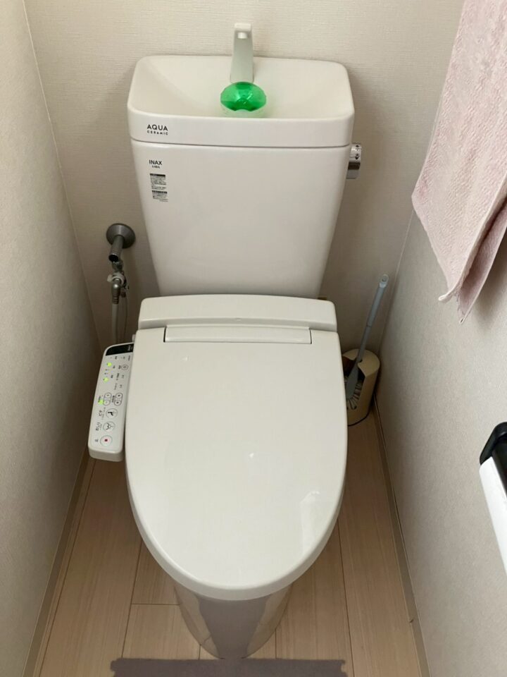 同宅の別のINAX製トイレも正常であることを確認